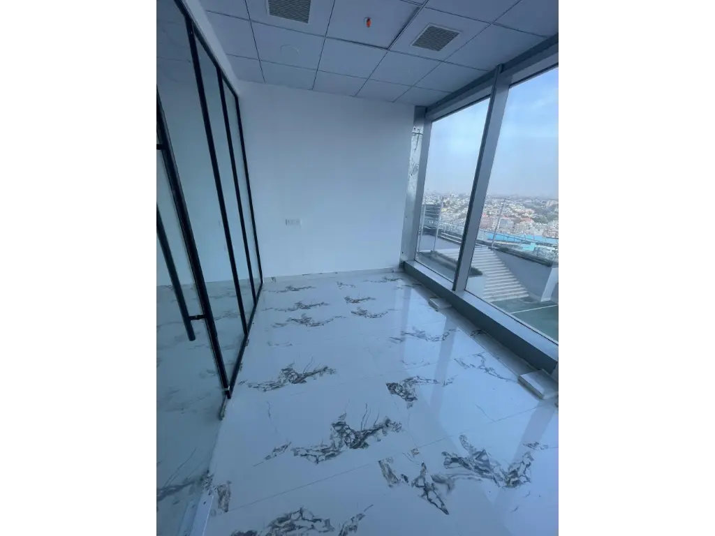 917022888_sec 18 (4).webp